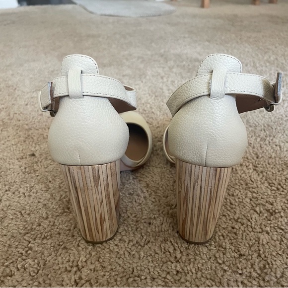 Fortress of Inca Luna Naya Heels in Pebbled Ivory Size 39 - Picture 6 of 8